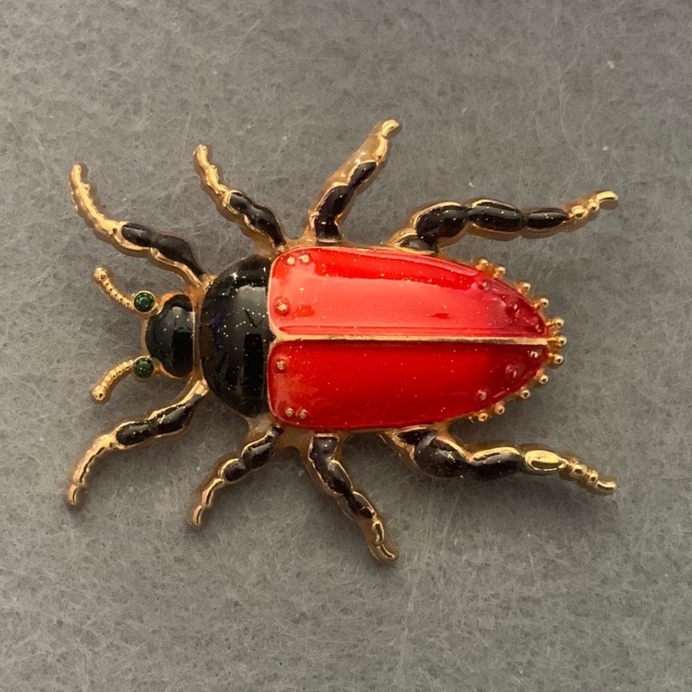 Vintage Red Black Enamel Beetle Brooch Gold Tone Green Eye Insect Pin